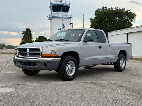 Used 2000 Dodge Dakota Sport RWD image 5