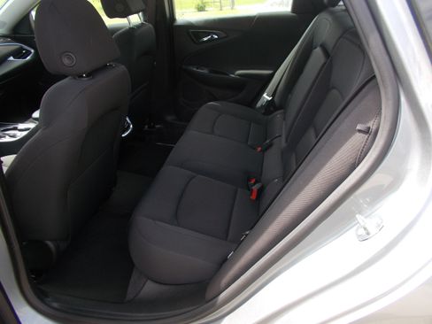 Used 2023 Chevrolet Malibu LT w/ 1LT FWD image 9