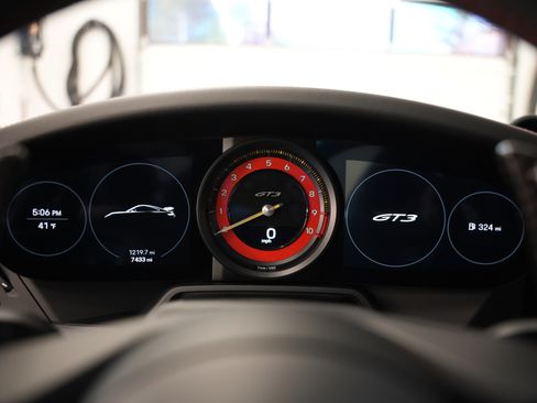 Used 2022 Porsche 911 GT3 image 12