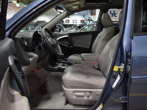 Used 2012 Toyota RAV4 Limited image 17