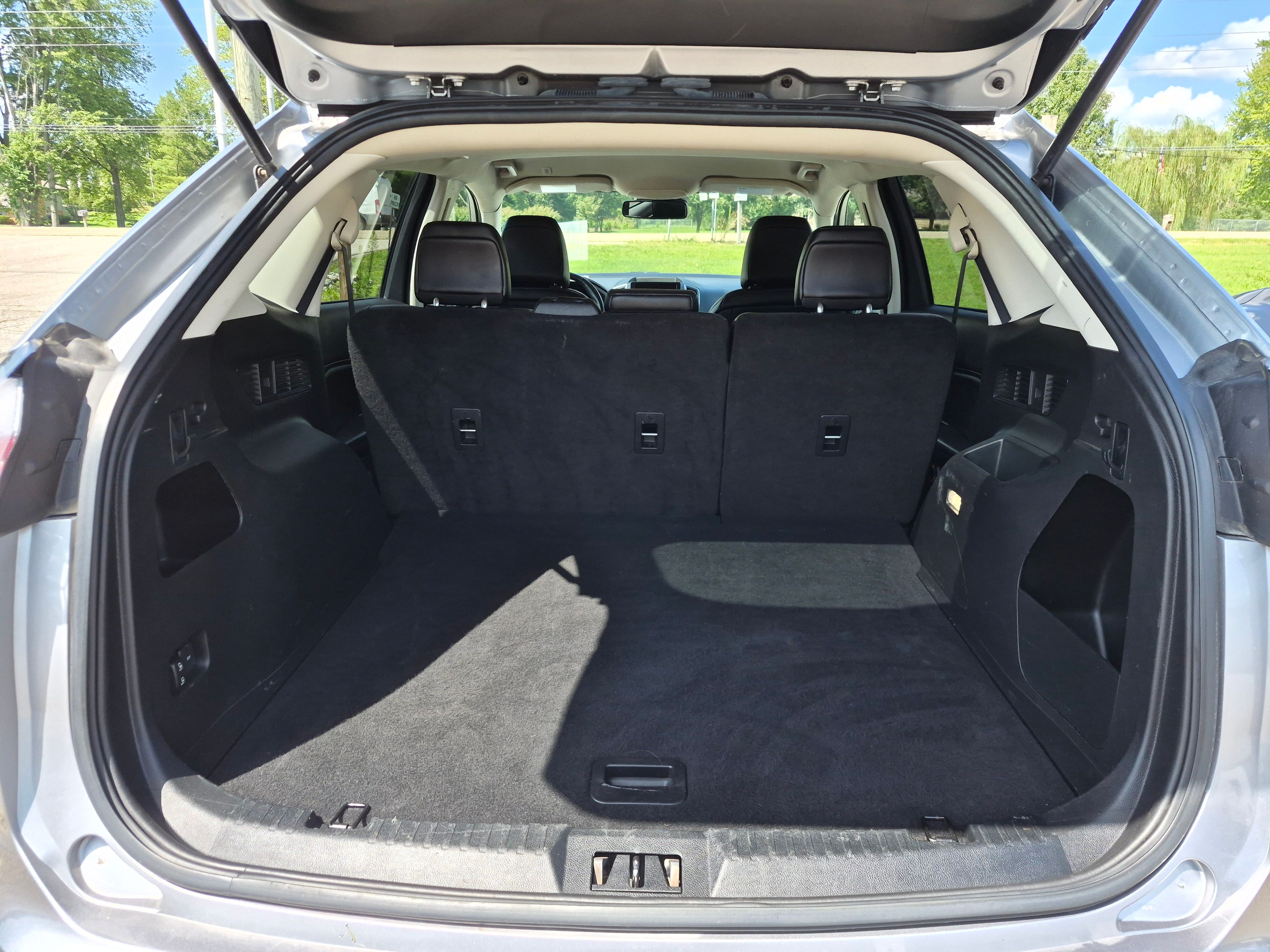 Used 2023 Ford Edge AWD image 4