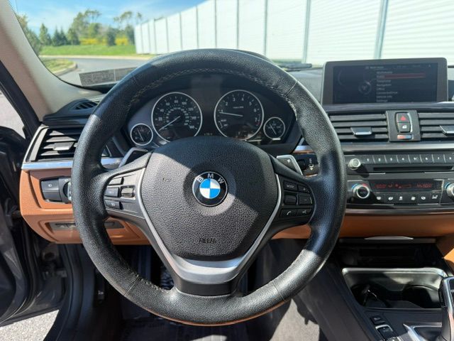 Used 2014 BMW 328i xDrive Wagon AWD/4WD image 16