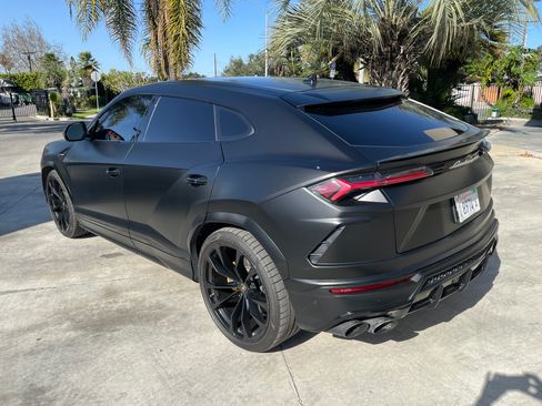 Used 2020 Lamborghini Urus image 20