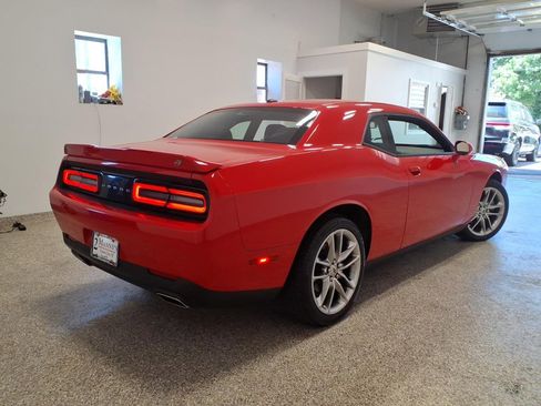 Used 2022 Dodge Challenger GT AWD/4WD image 4
