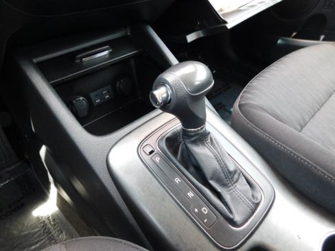 Used 2016 Kia Forte LX image 17