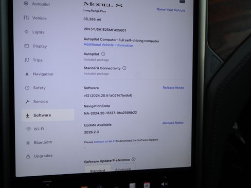 Used 2021 Tesla Model S Long Range Plus image 23