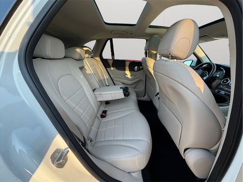 Used 2020 Mercedes-Benz GLC 300 image 42