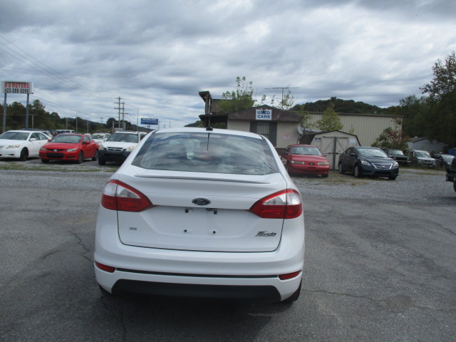 Used 2019 Ford Fiesta SE Sedan FWD image 7