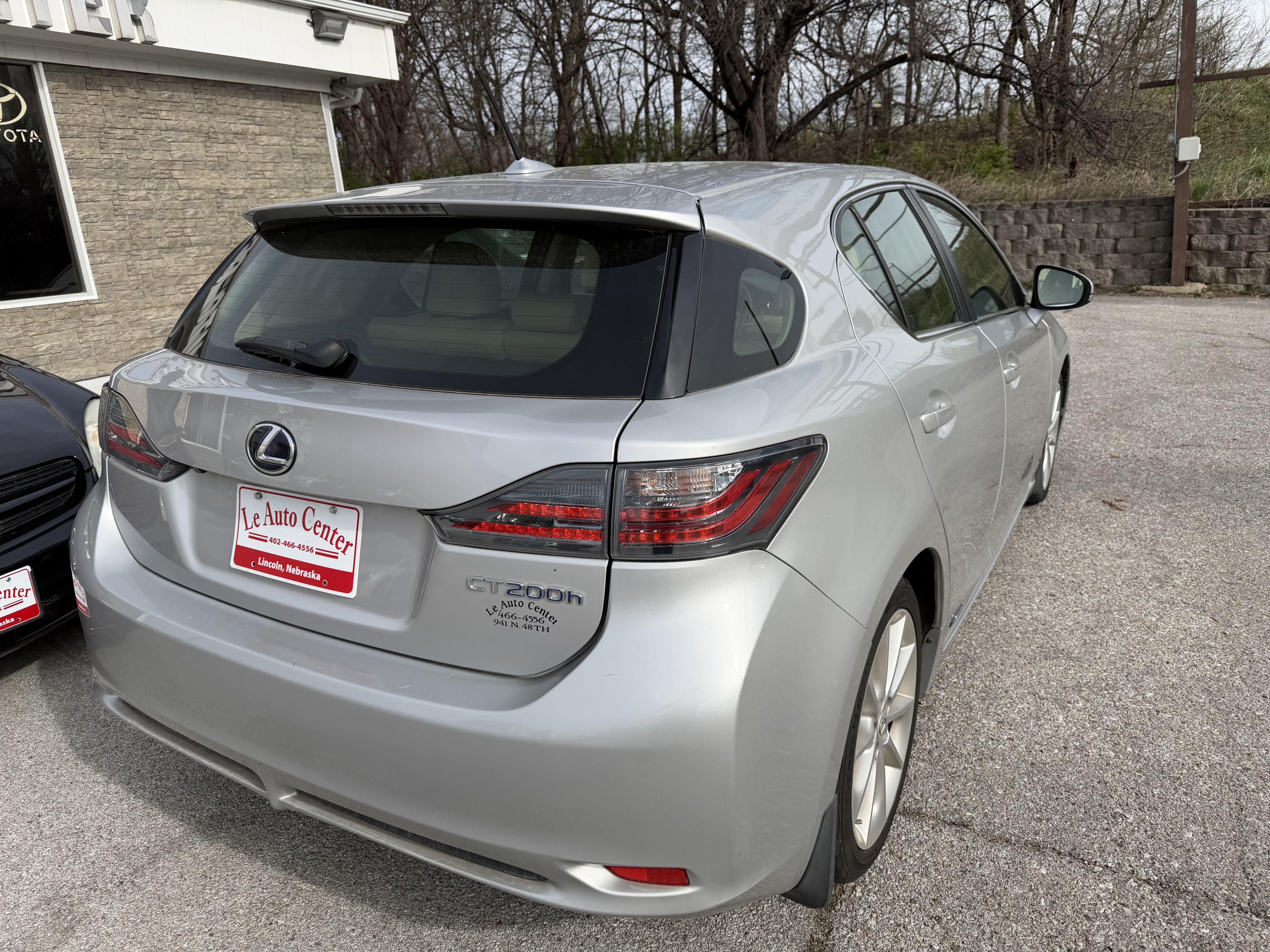 Used 2012 Lexus CT 200h FWD image 6