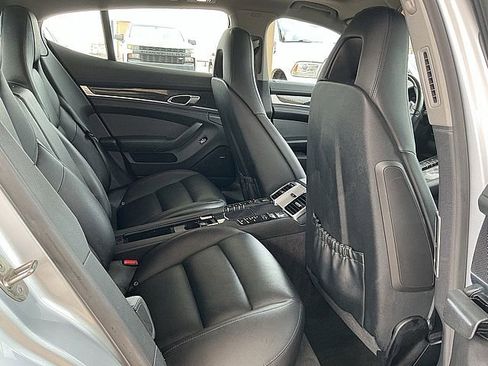 Used 2016 Porsche Panamera 4 Platinum Edition image 12