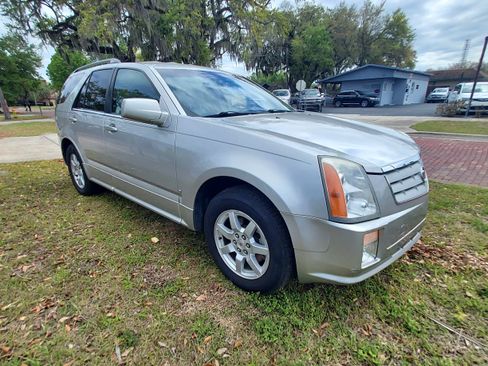 Used 2008 Cadillac SRX image 3