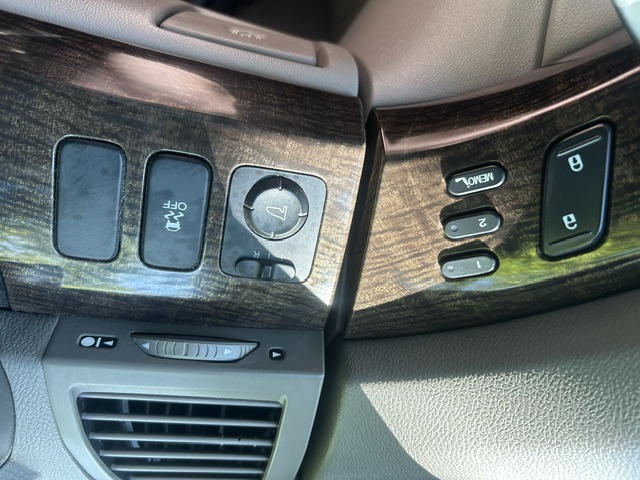Used 2013 Acura MDX w/ Technology Package AWD/4WD image 13