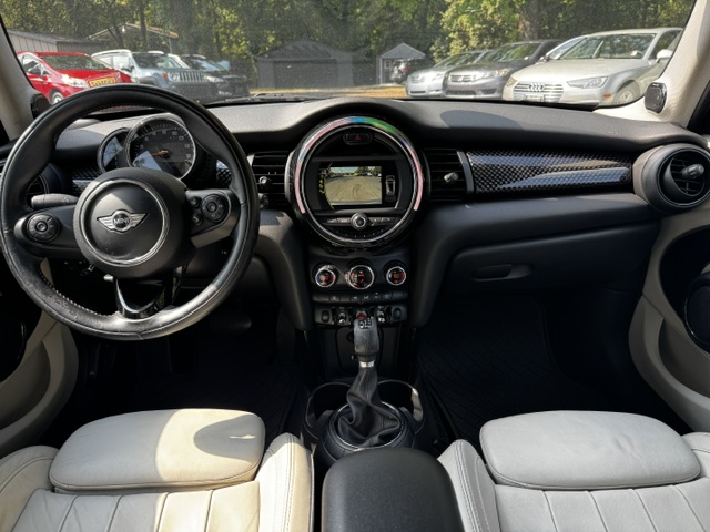 Used 2017 MINI Cooper S 4-Door Hardtop FWD image 18