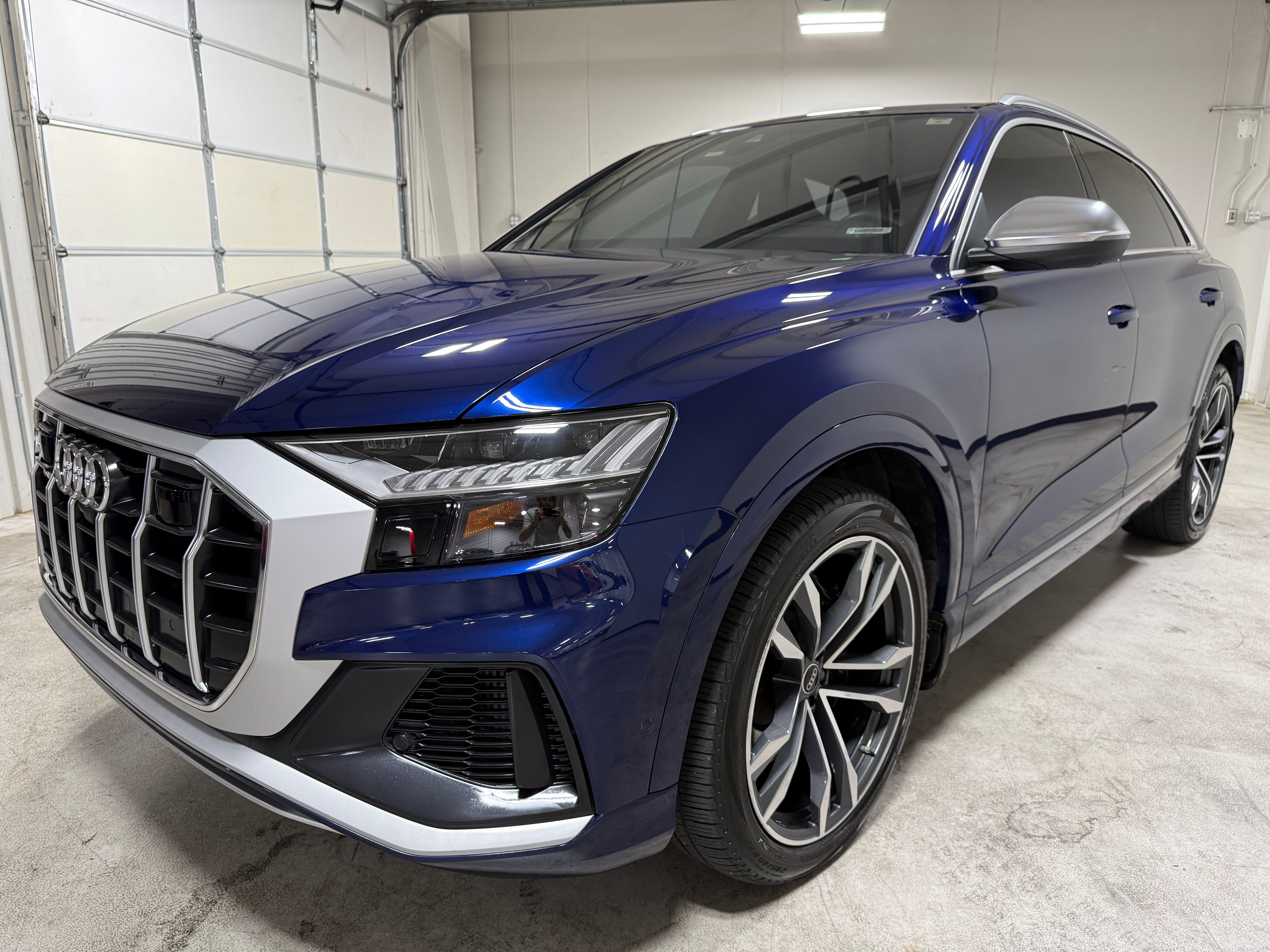 Used 2023 Audi SQ8 Prestige AWD/4WD image 11