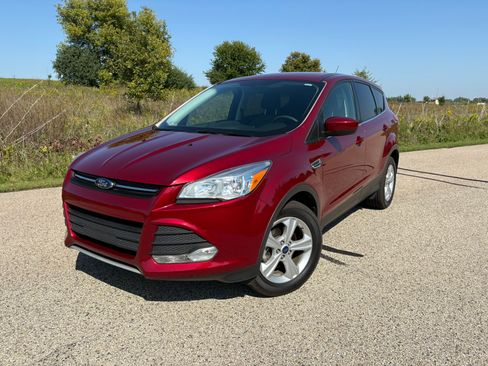 Used 2013 Ford Escape SE image 1