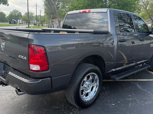 Used 2014 RAM 1500 ST AWD/4WD image 5