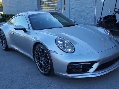 Used 2021 Porsche 911 Carrera S image 3