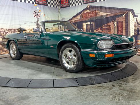 Used 1995 Jaguar XJS 4.0 Convertible image 2