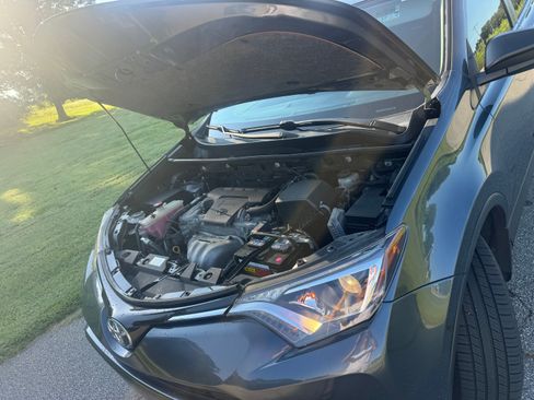 Used 2016 Toyota RAV4 AWD LE image 23