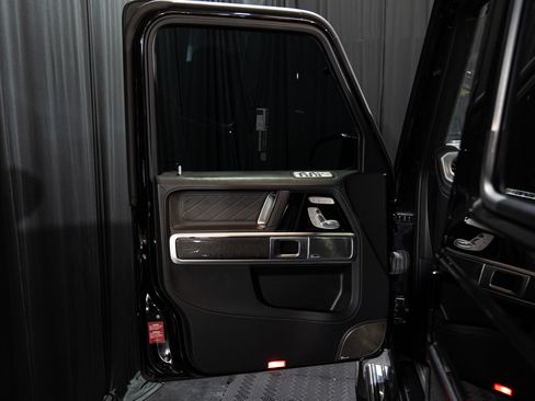 Used 2023 Mercedes-Benz G 63 AMG AMG G 63 image 12