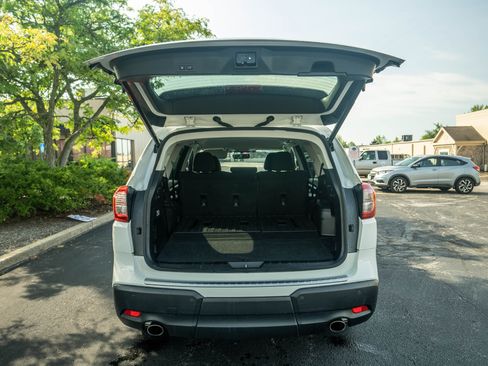 Used 2020 Subaru Ascent Premium 8-Passenger AWD/4WD image 13