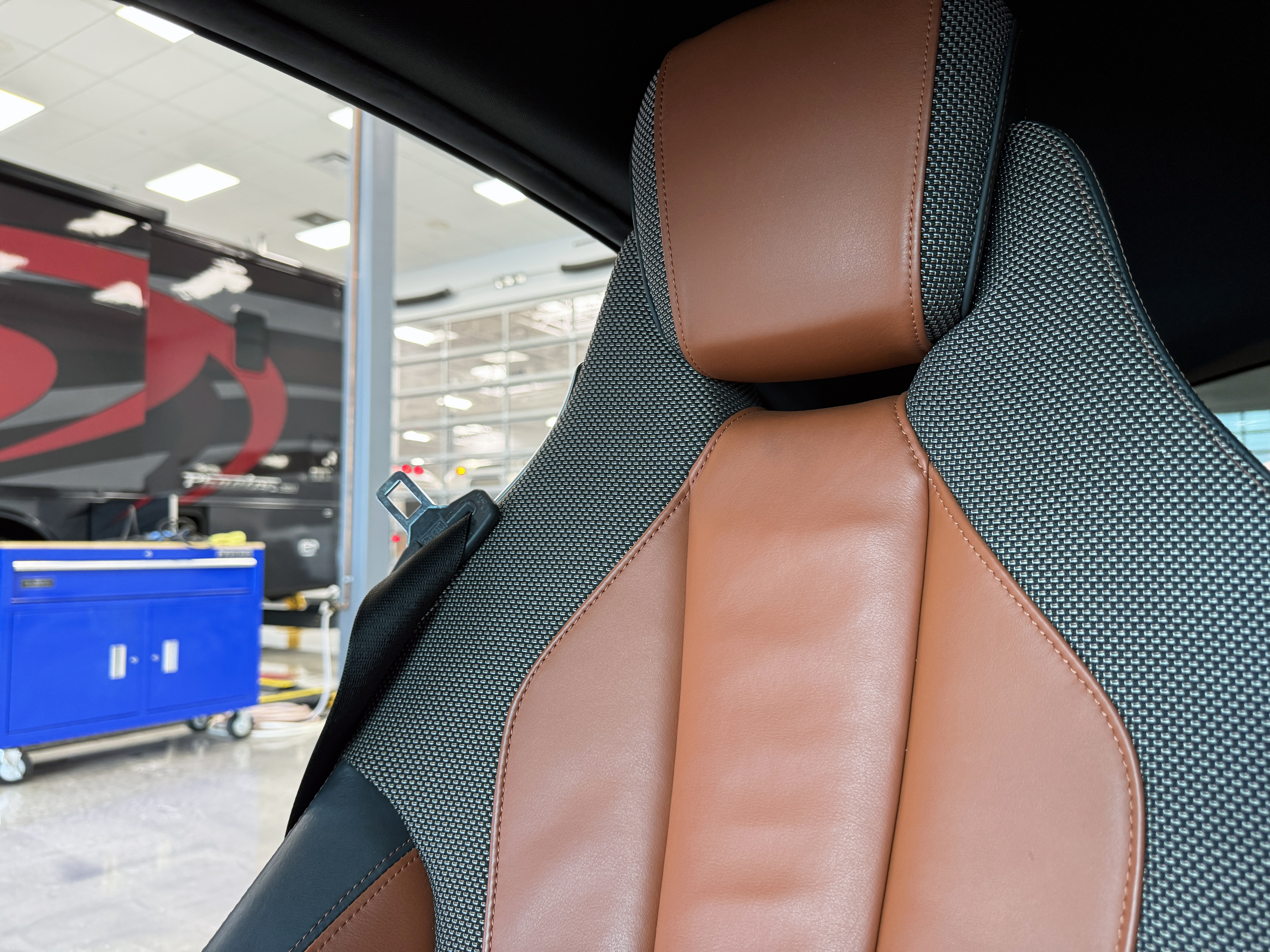 Used 2019 BMW i8 Coupe AWD/4WD image 34