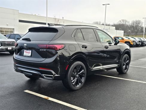 New 2025 Buick Envision Sport Touring image 8