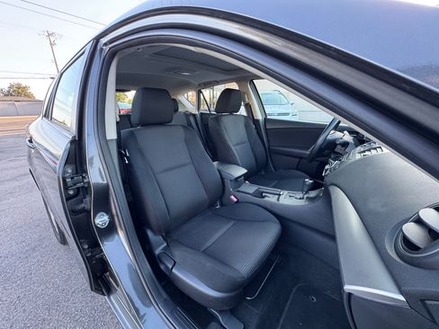 Used 2012 MAZDA MAZDA3 i Touring image 18