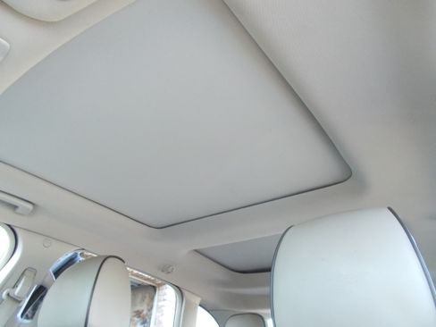 Used 2015 Lincoln MKX AWD w/ Premium Package image 16