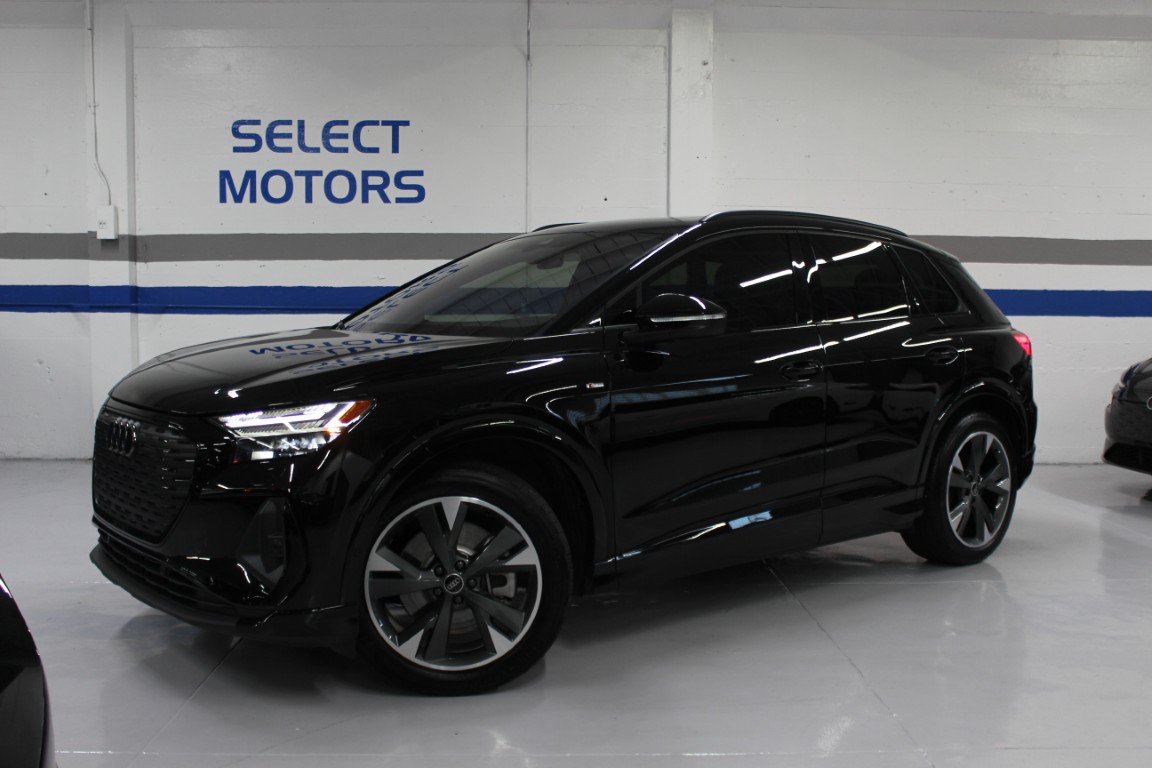 Used 2024 Audi Q4 e-tron quattro Prestige AWD/4WD image 2