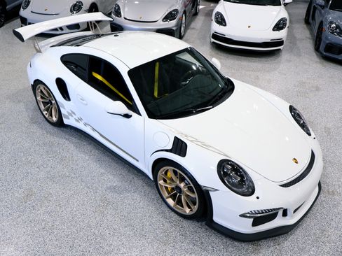 Used 2016 Porsche 911 GT3 RS RWD image 9