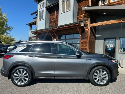 Used 2021 INFINITI QX50 Essential image 4