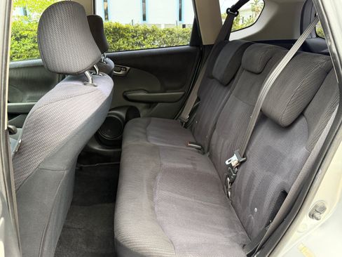 Used 2013 Honda Fit Sport image 23