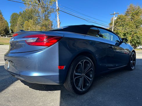 Used 2017 Buick Cascada Premium image 4