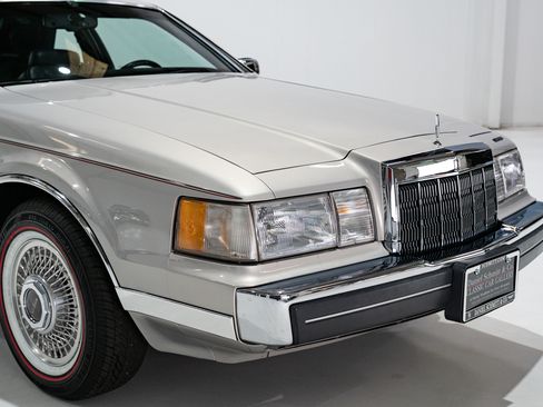 Used 1990 Lincoln Mark VII Blass image 33