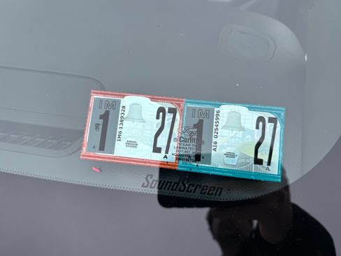 Used 2013 Ford Taurus SHO image 24