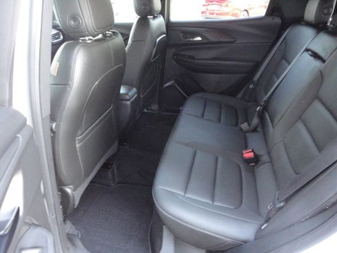 Used 2023 Chevrolet TrailBlazer ACTIV image 16