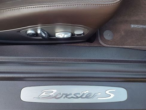 Used 2014 Porsche Boxster S image 61