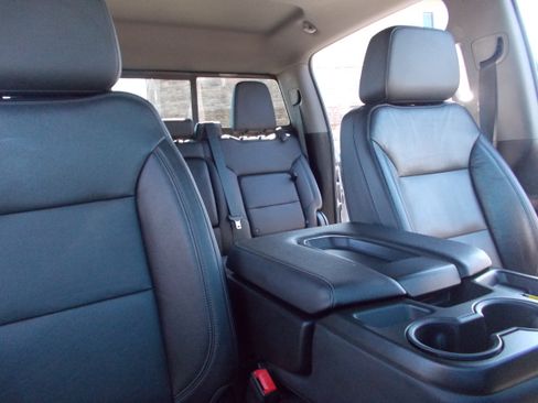 Used 2020 Chevrolet Silverado 1500 LT Z71 image 22