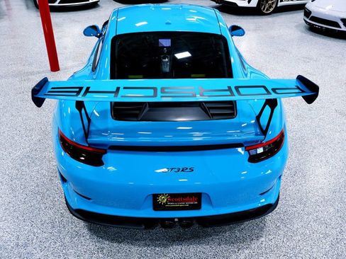 Used 2019 Porsche 911 GT3 RS image 23