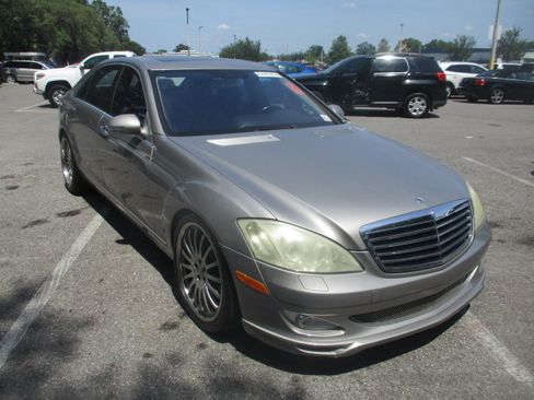 Used 2007 Mercedes-Benz S 550 image 4