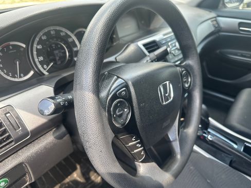 Used 2015 Honda Accord LX image 12