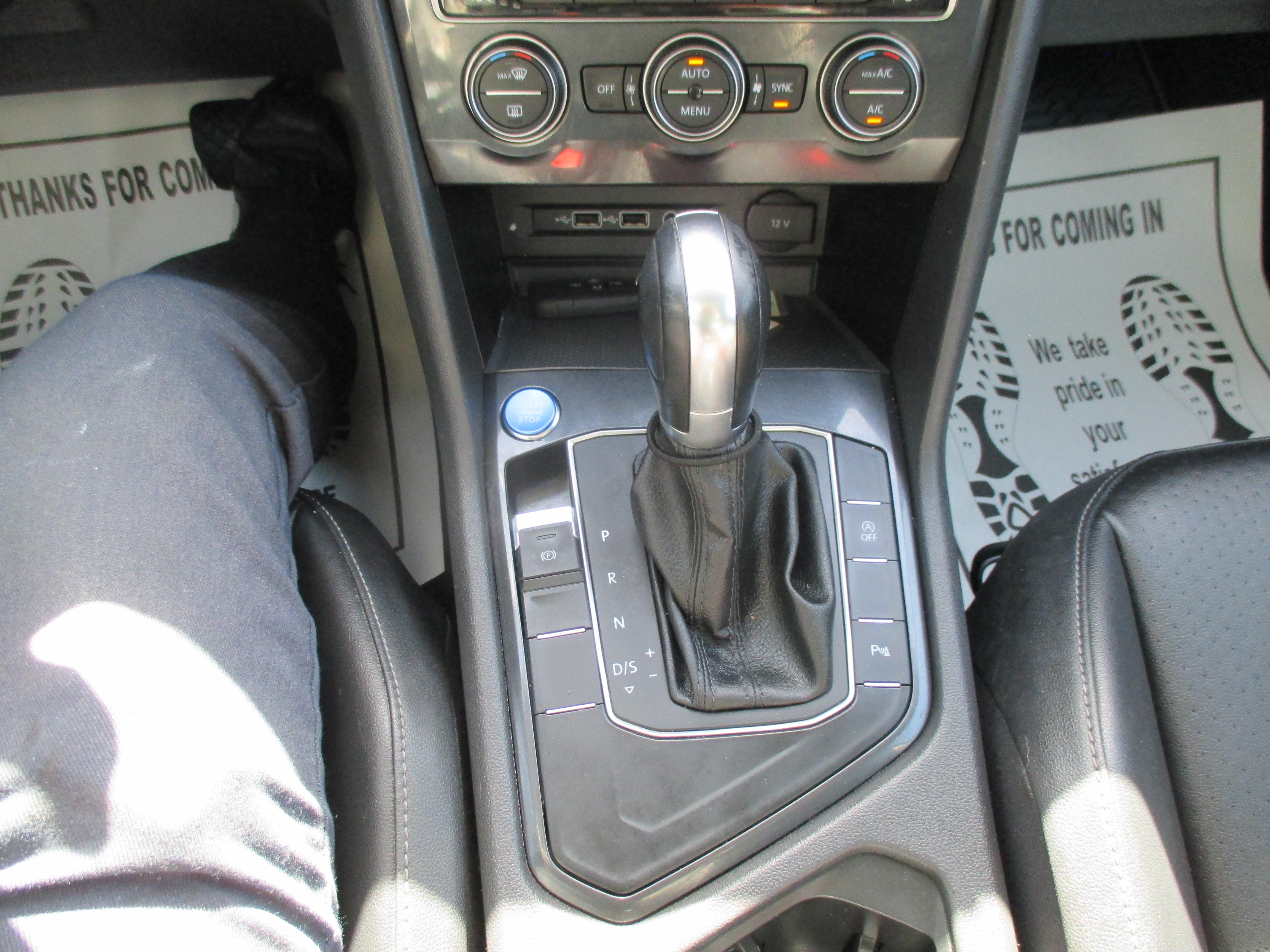 Used 2019 Volkswagen Tiguan FWD image 12