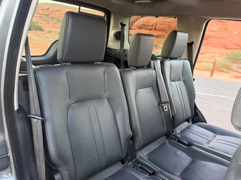 Used 2016 Land Rover LR4 HSE AWD/4WD image 22