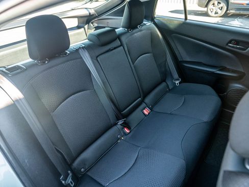 Used 2020 Toyota Prius image 28