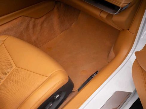 Used 2025 Chevrolet Corvette Z06 Convertible w/ 3LZ RWD image 27