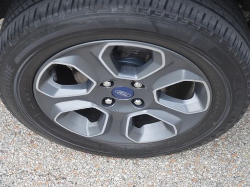 Used 2019 Ford EcoSport S image 26