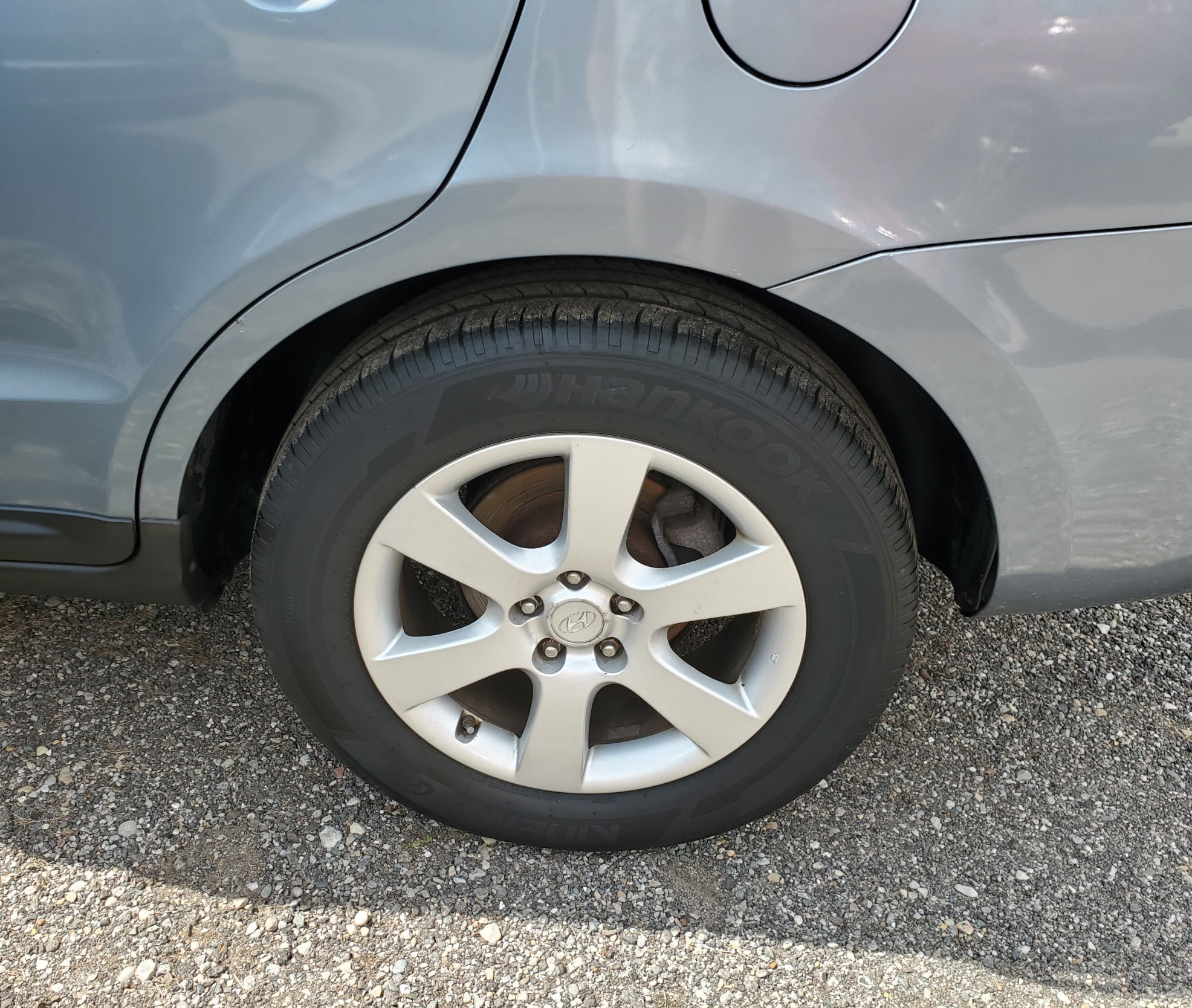 Used 2009 Hyundai Santa Fe 2WD image 10