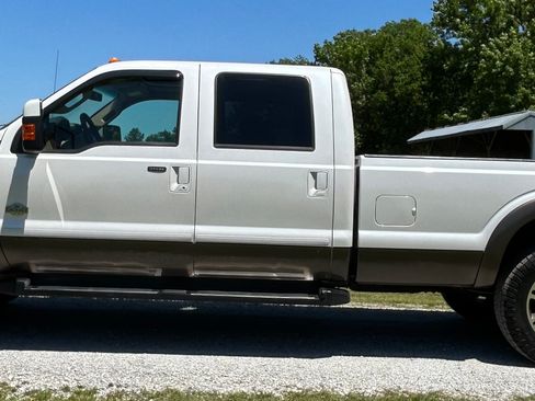 Used 2016 Ford F250 4x4 Crew Cab Super Duty image 3