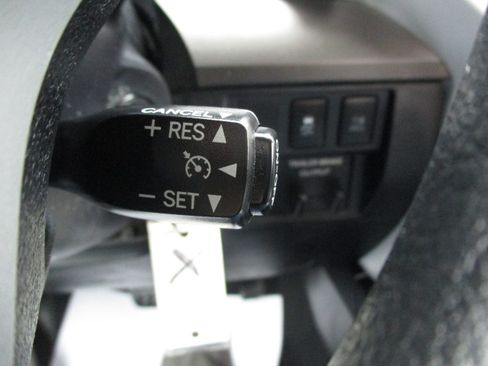 Used 2017 Toyota Tundra SR5 image 42